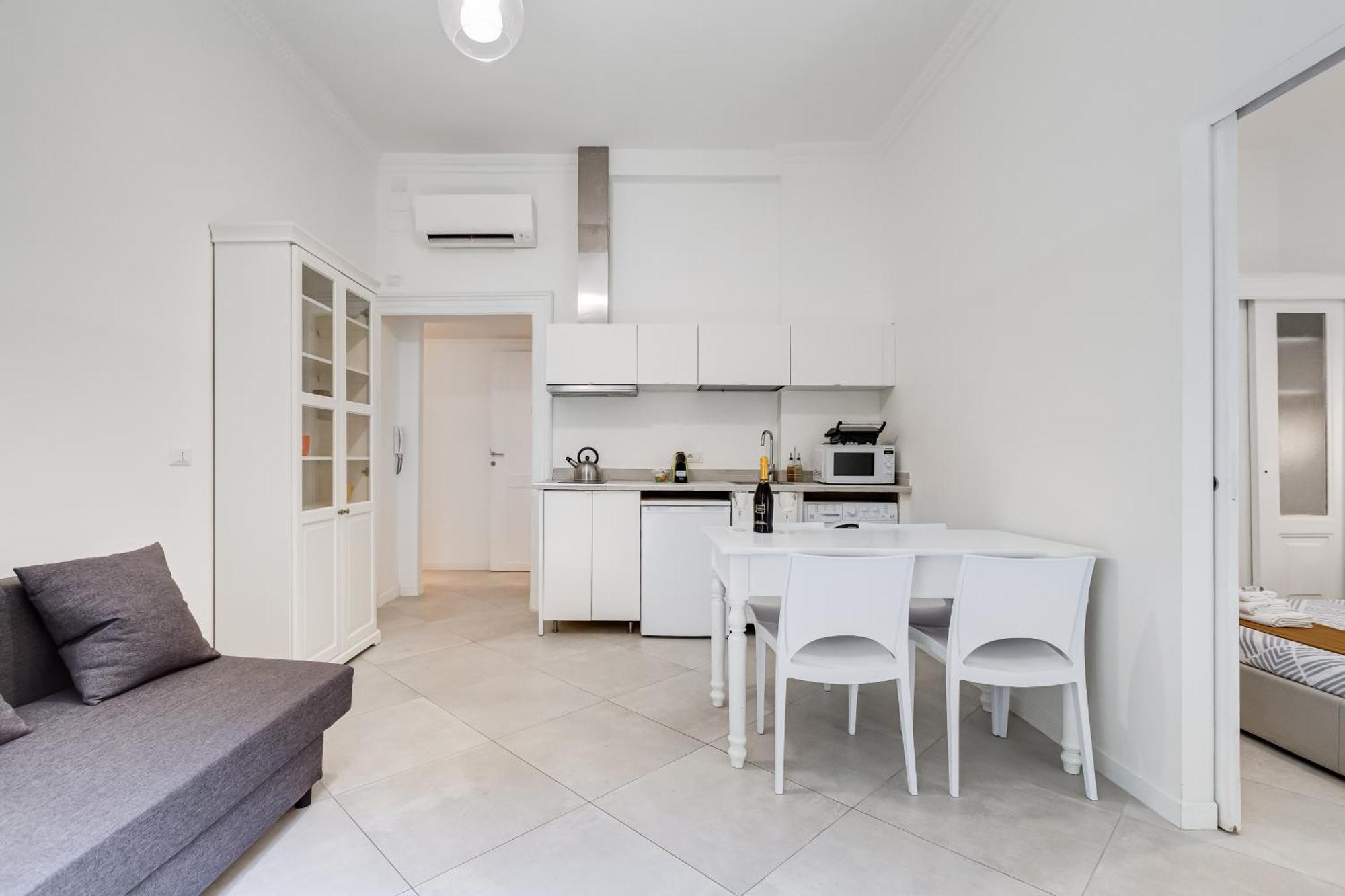 Appartement Bdc Alpha & Omega In Monti District With 2bath