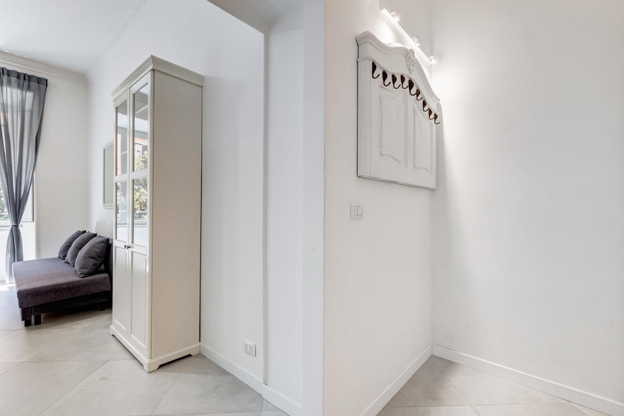 Appartement Bdc Alpha & Omega In Monti District With 2bath