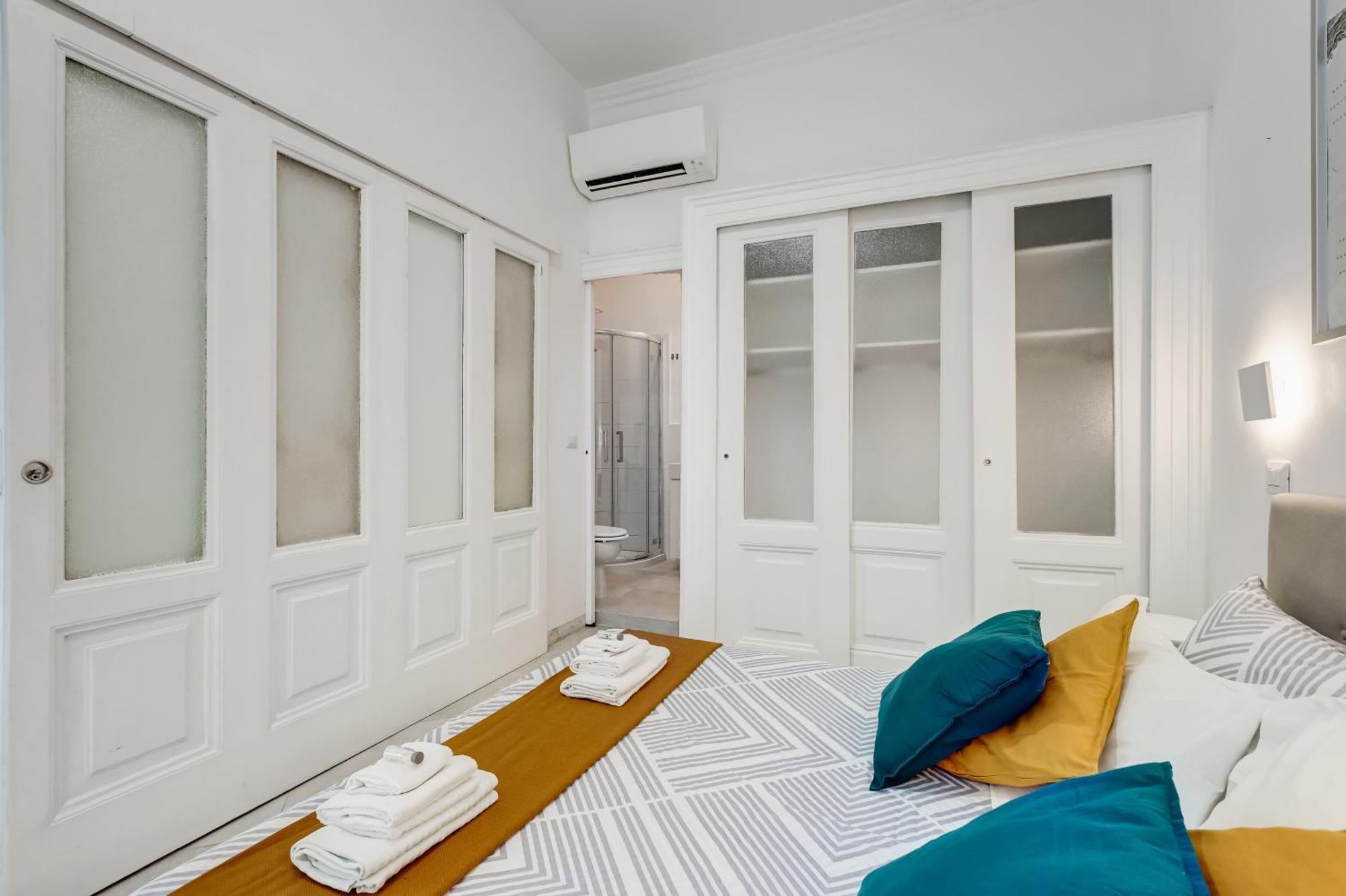 Bdc Alpha & Omega In Monti District With 2bath Appartement *