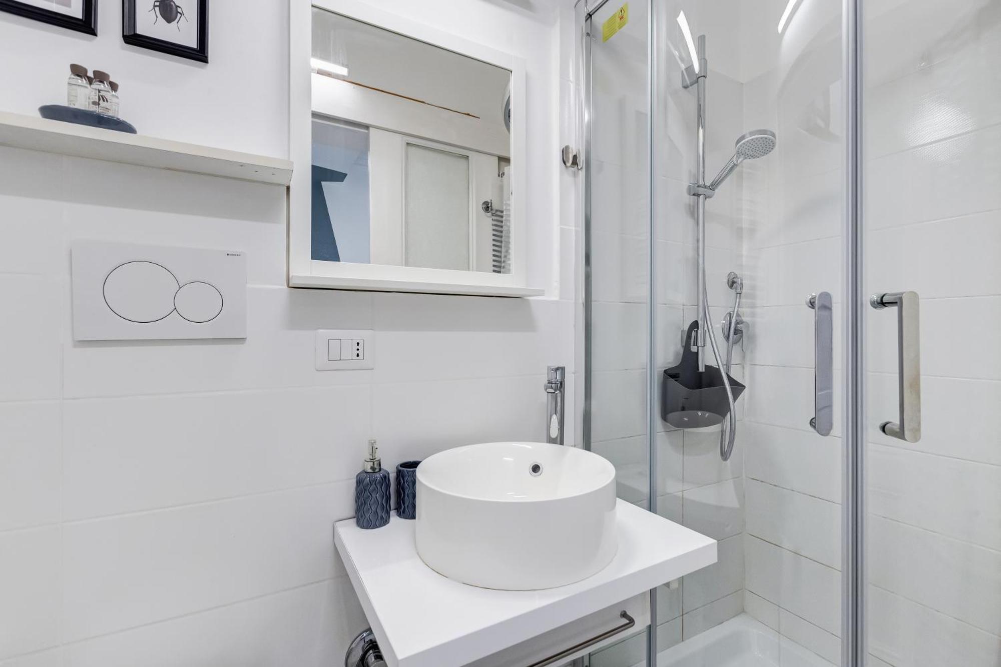 Appartement Bdc Alpha & Omega In Monti District With 2bath *