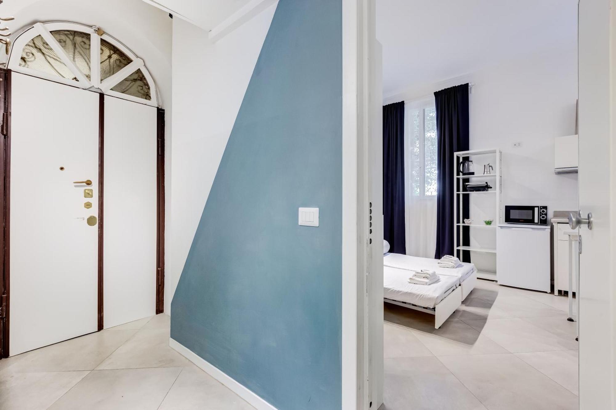 Appartement Bdc Alpha & Omega In Monti District With 2bath